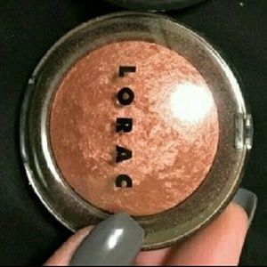 Lorac blush 'hollywood'